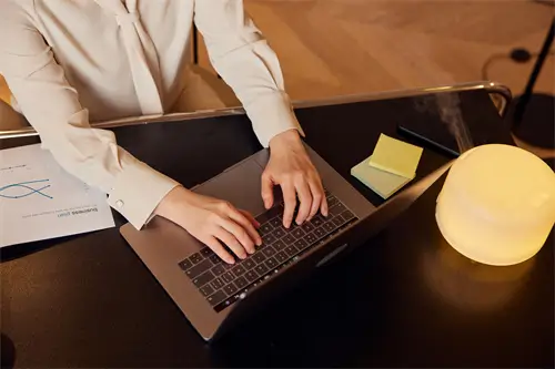 铜仁到深圳西火车几个小时 k9066次列车途经哪些站？